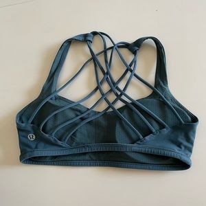 Lululemon free to be zen bra size 6